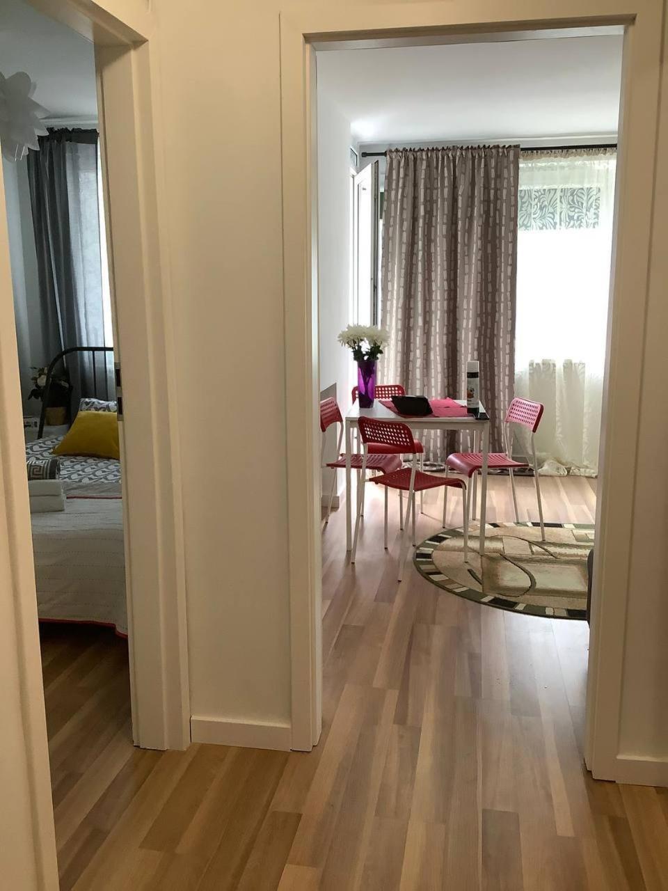 5Centrum Stanislawa Moniuszki10 Wi-Fi 1Gb Sek 华沙 外观 照片